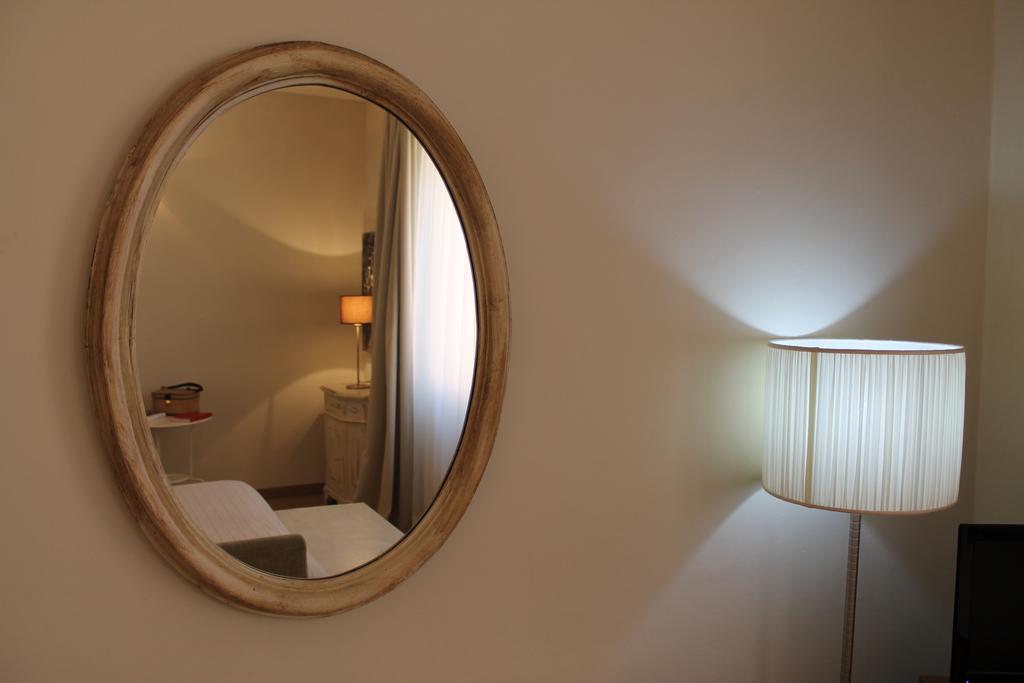 Hotel Touring Ливорно Екстериор снимка